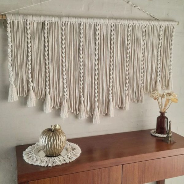 مكرمية جدارية قطن أبيض 110*50